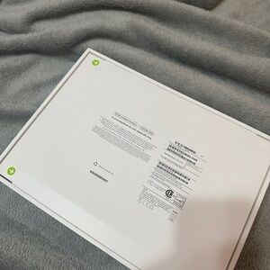 MacBook air M3 16gb unified ram 256 storage